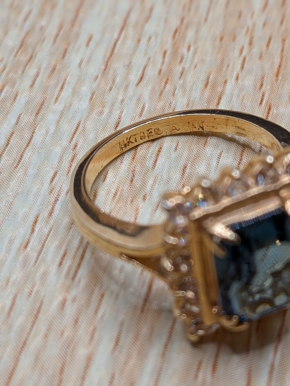Vintage 14kt Gold Plated Ring - Picture 4 of 5